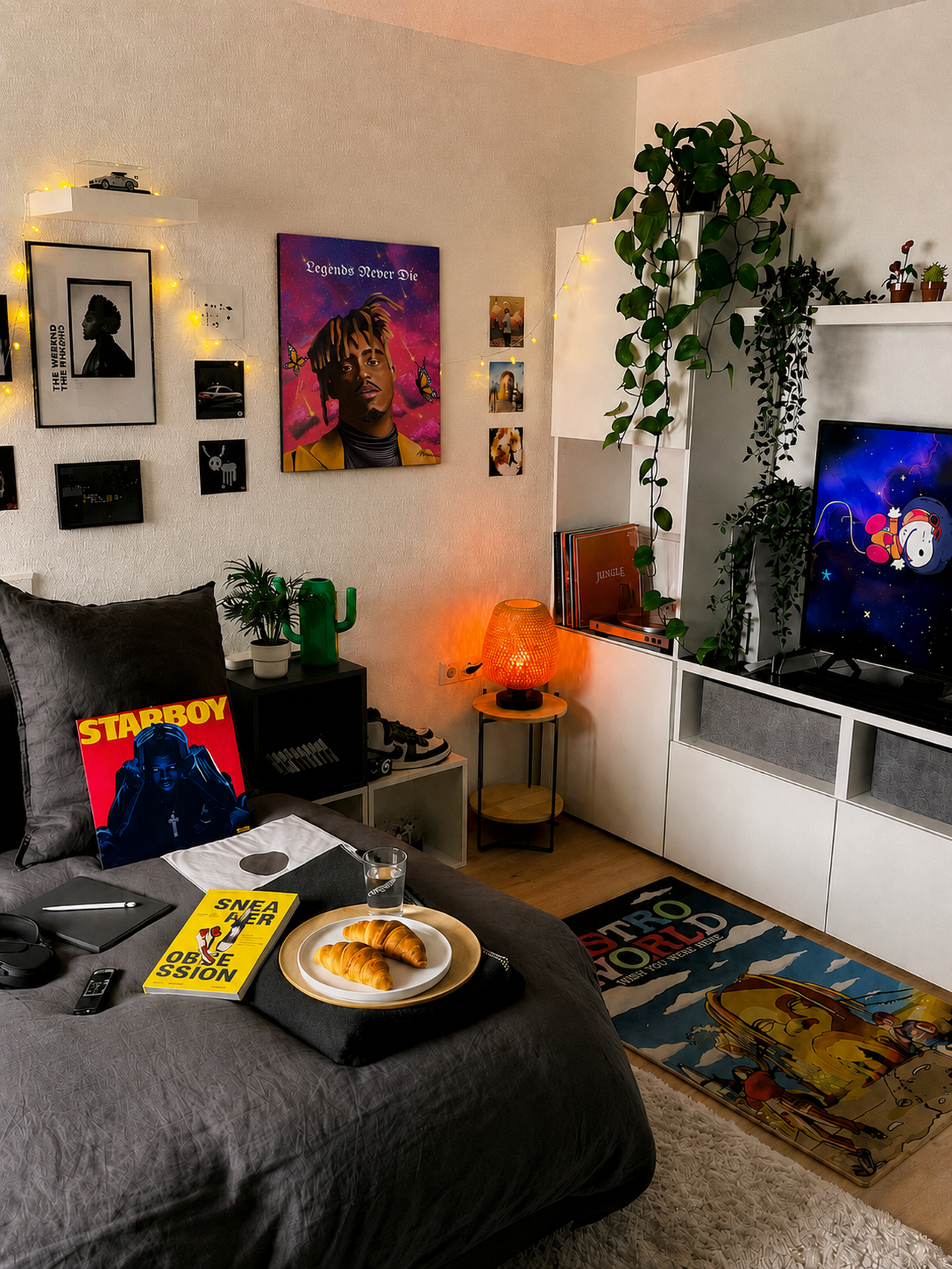 Juice WRLD Painting Poster – 16 x 20 Satin Poster